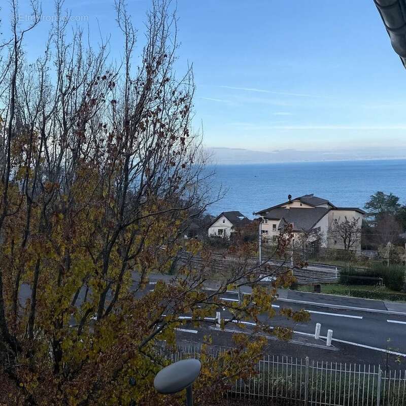 Appartement à EVIAN-LES-BAINS