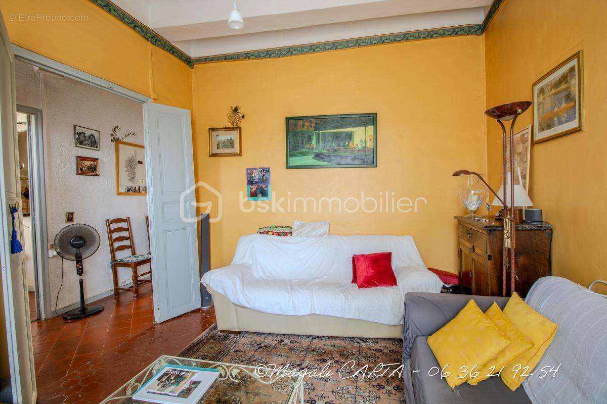 Maison Atypique avec garage et cours intérieure - photo 8