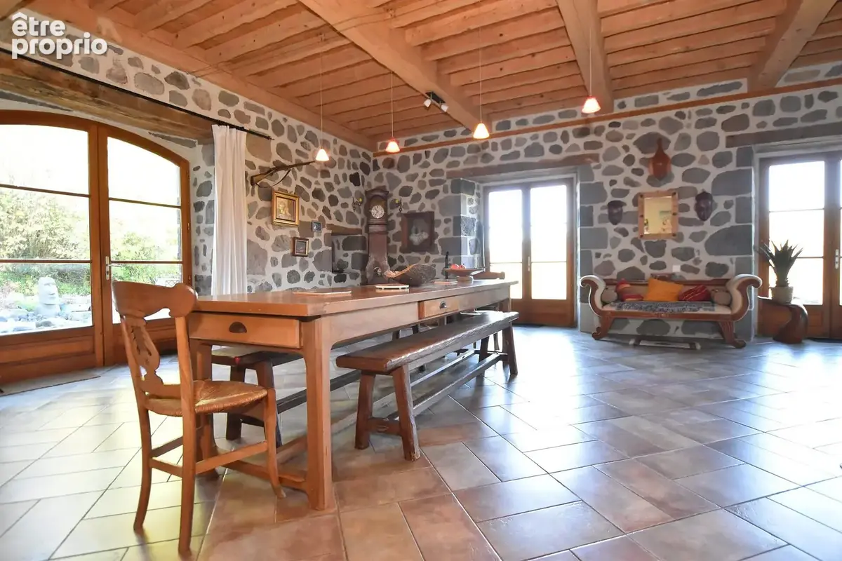 Maison 7 pièces 224 m² à vendre à Saint-Projet-De-Salers (15140) - photo 7
