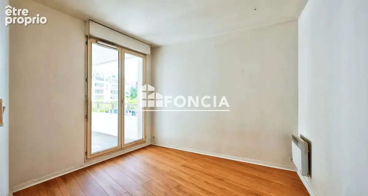 Cergy le haut - face gare – balcon plein sud – 64 m² - parking sous sol - photo 7