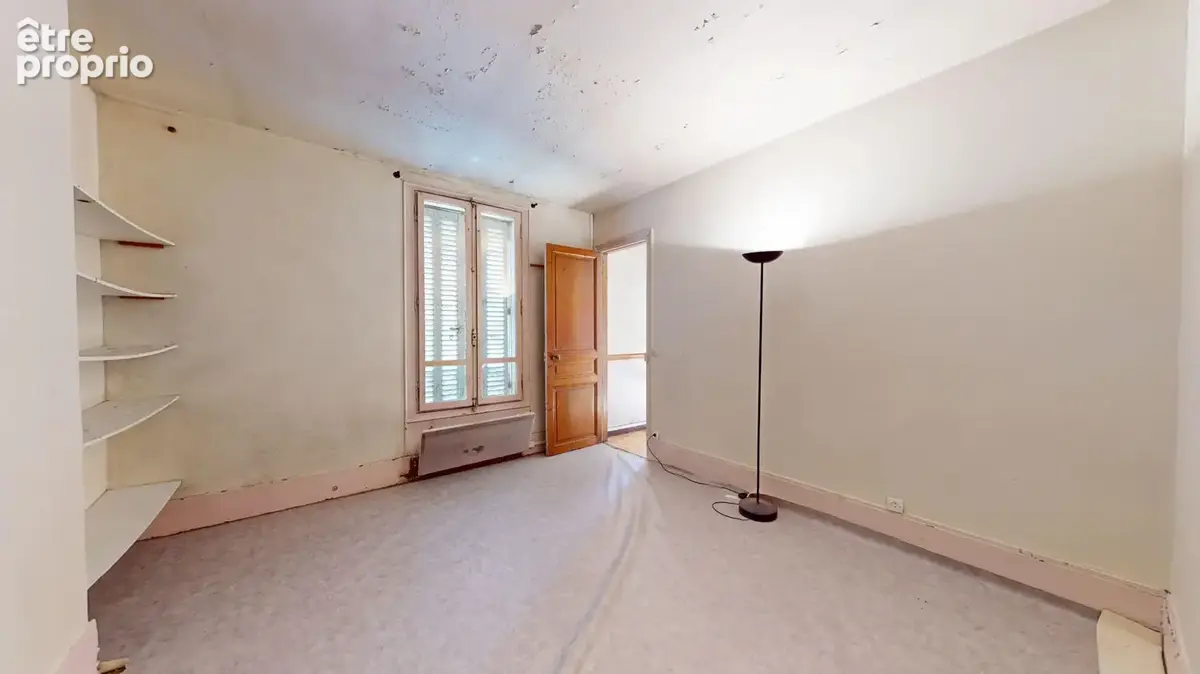 Exclu avl  pantin - hoche  plein coeur du triangle d'or  2 pièces  38  m²  4ème et dernier étage  lumineux & sans vis-à-vis  cav - photo 4