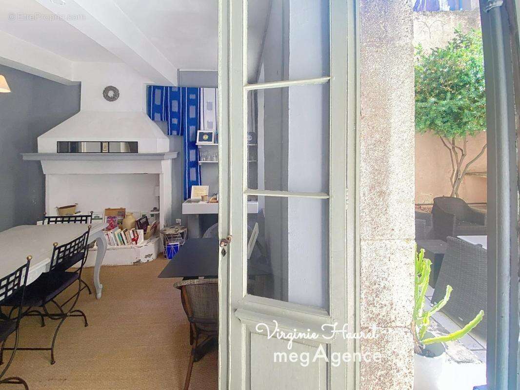 Maison à LEZIGNAN-CORBIERES