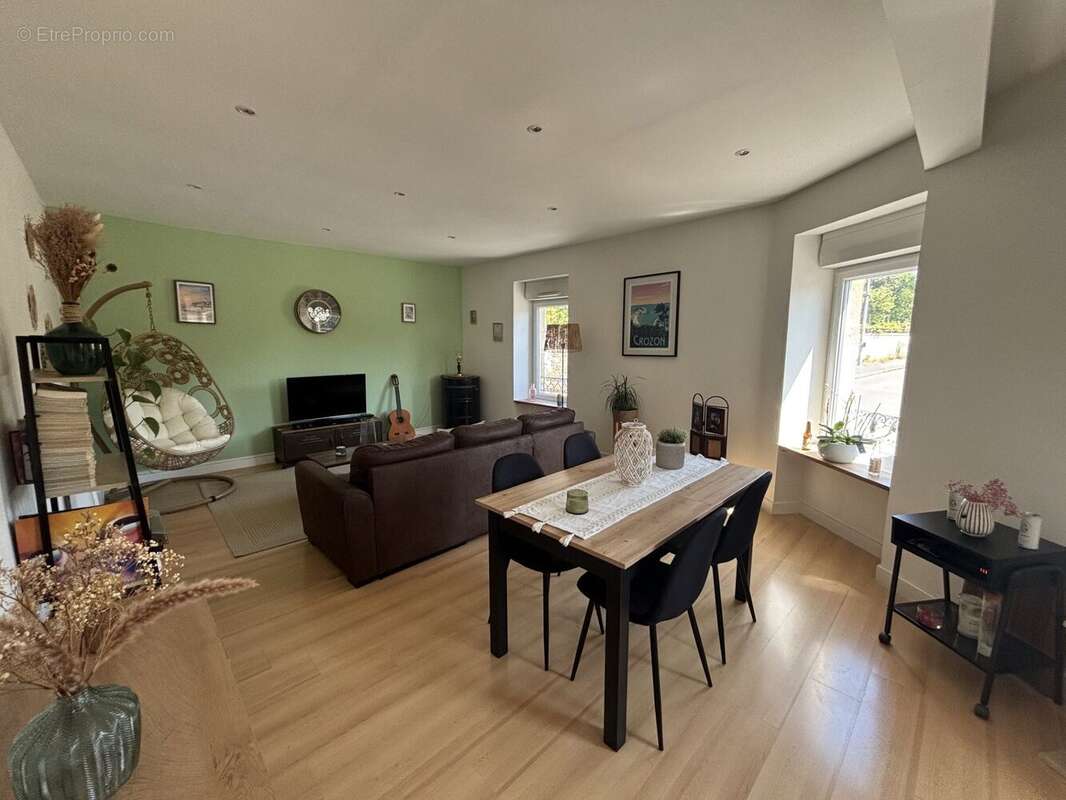 Appartement 92 m² à Le Relecq-Kerhuon  - photo 9