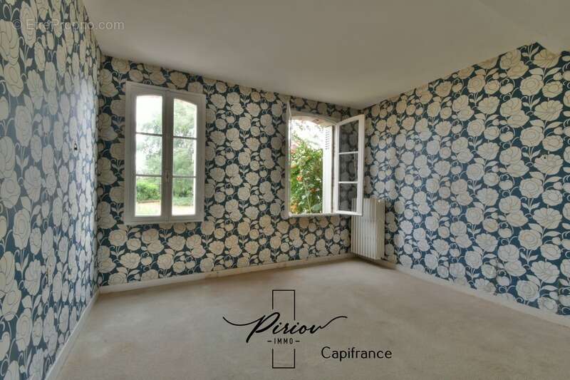 Maison à NUEIL-SUR-LAYON