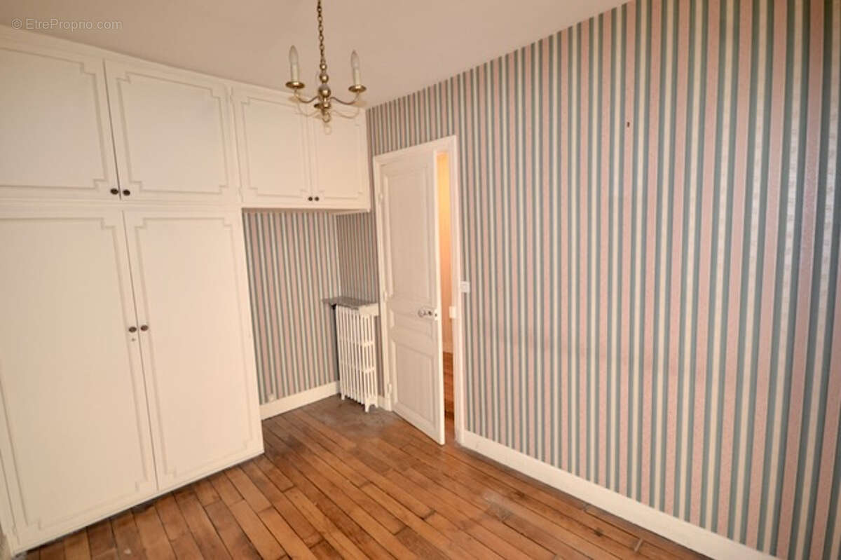 Appartement à PARIS-9E