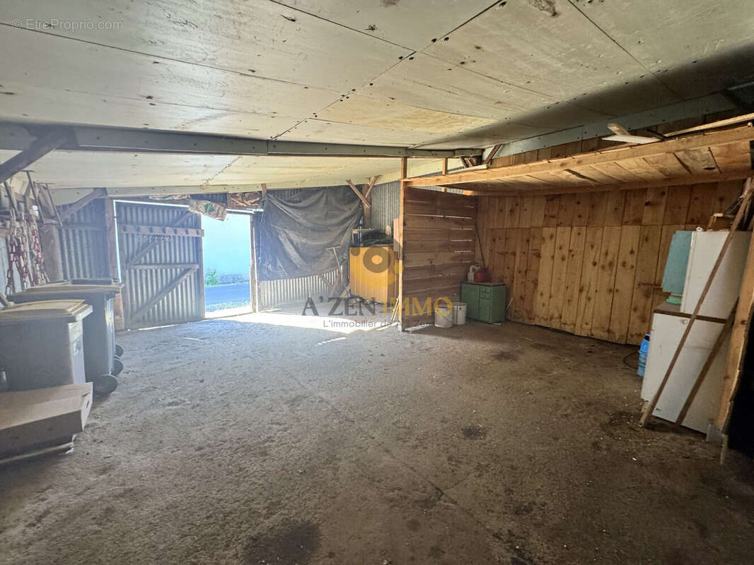 Maison à SECONDIGNY