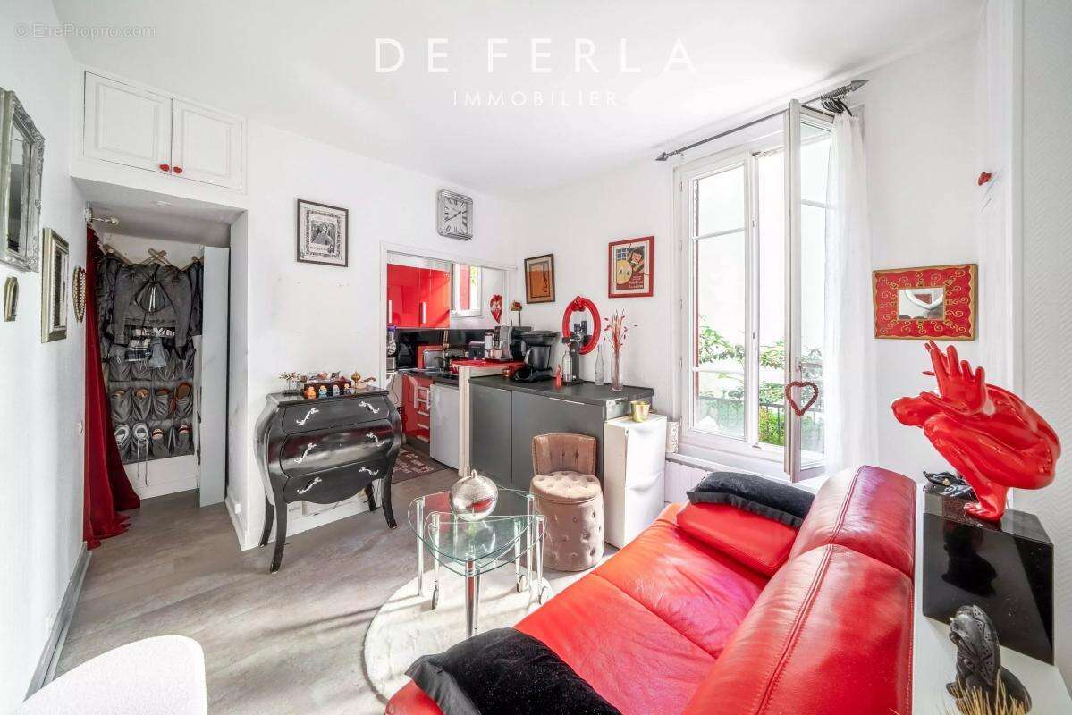 Appartement à PARIS-15E