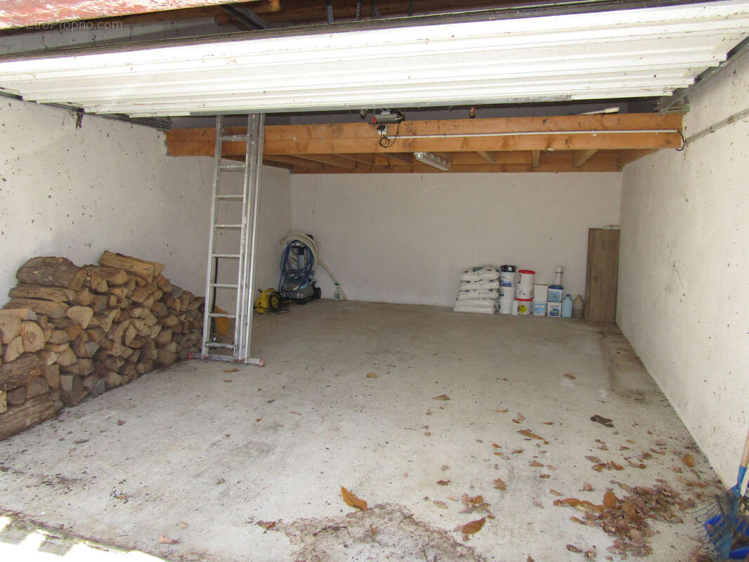 Maison à LES BRUNELS