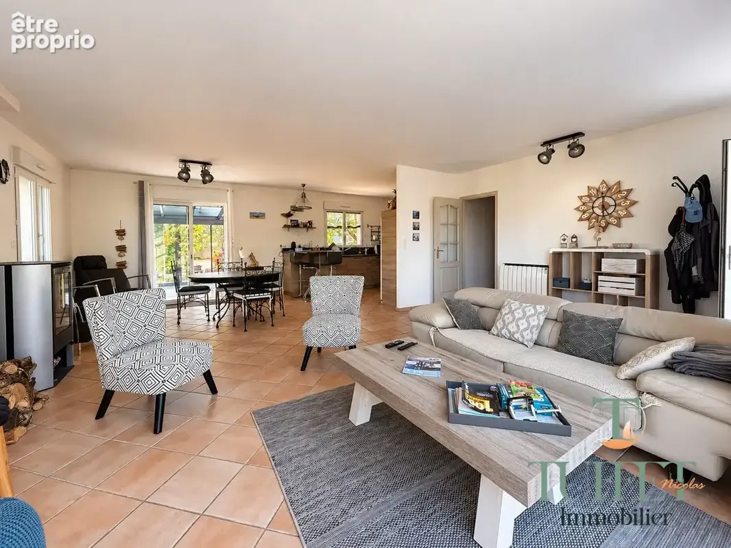 Maison 9 pièces 192 m² à vendre à Saint-Sulpice-De-Royan (17200) - photo 8