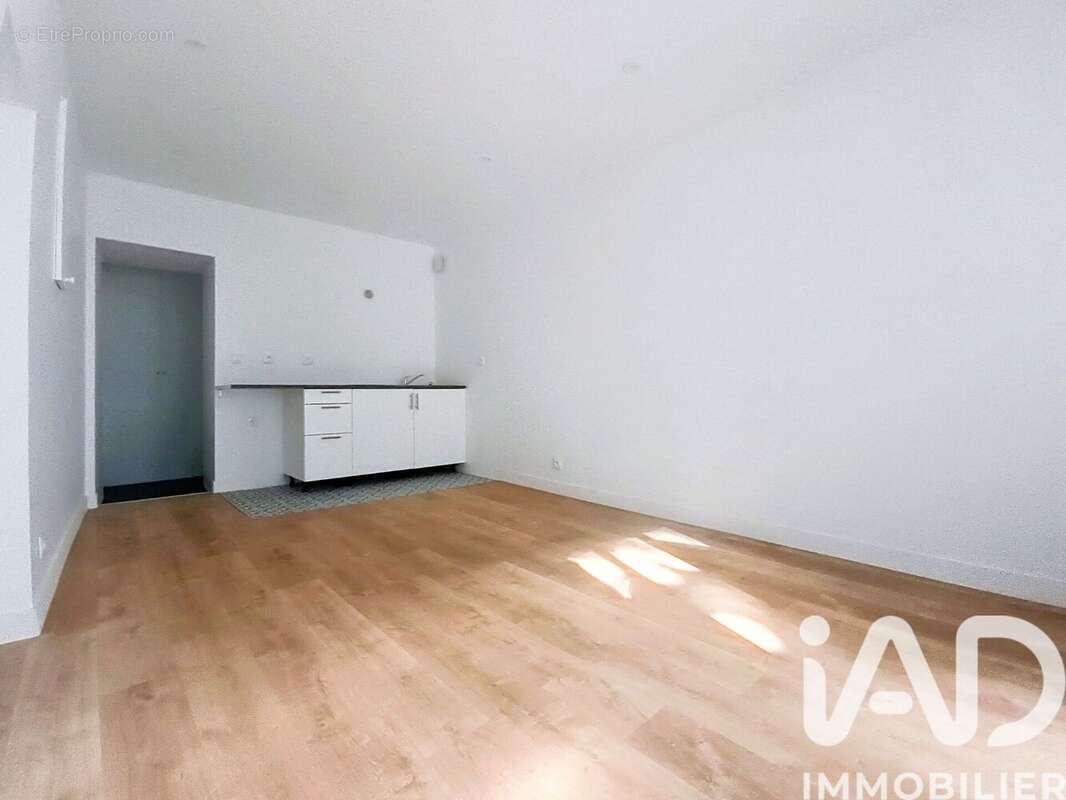 Photo 3 - Appartement à VILLENEUVE-LE-ROI