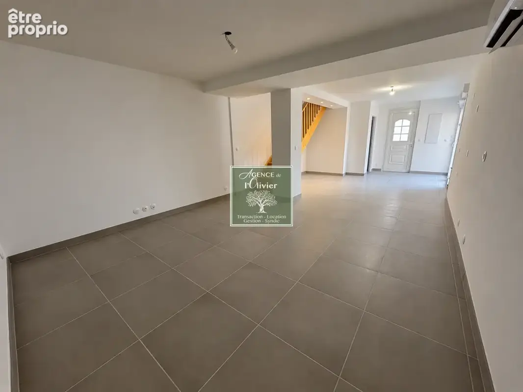 Maison de villlage - Rénovée - 4 Chambres - Cour - Calme - photo 5