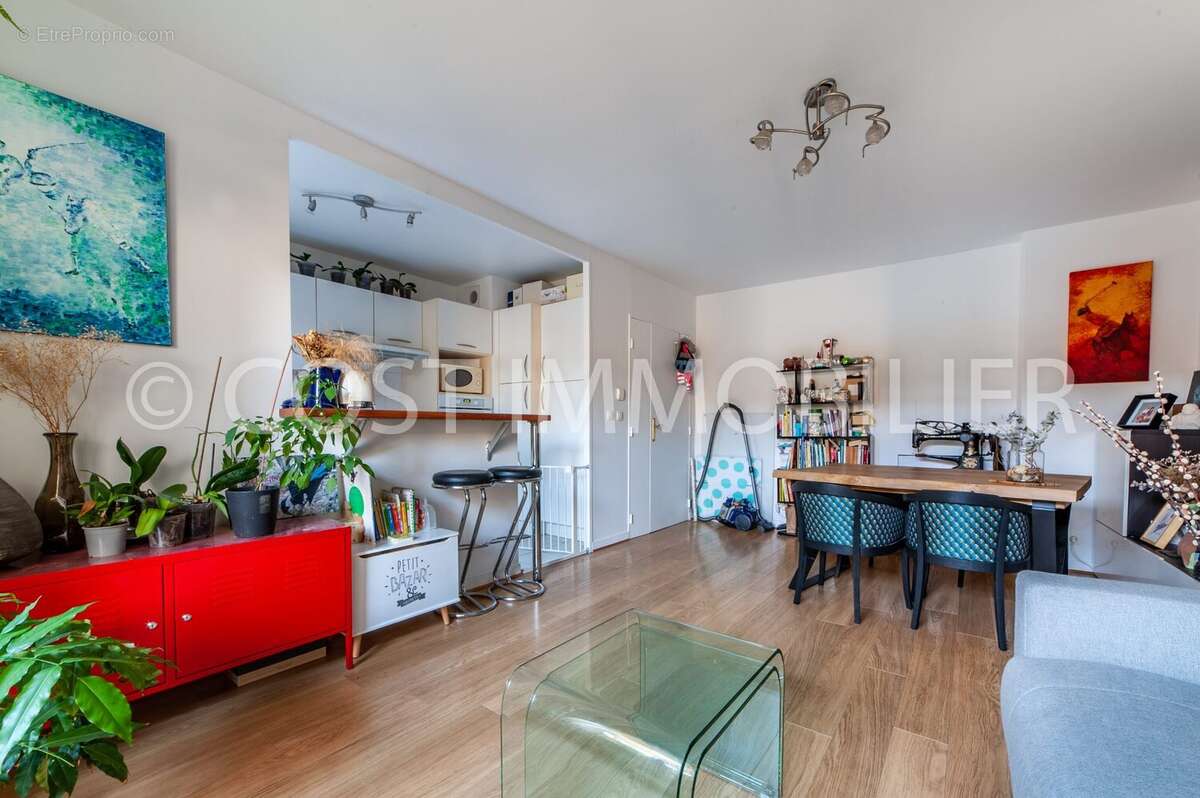 Appartement à COLOMBES
