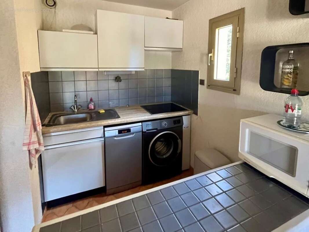 Appartement à SIX-FOURS-LES-PLAGES