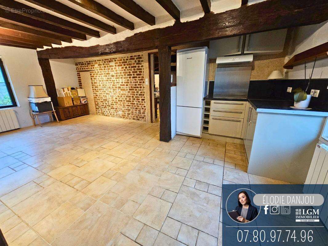 Maison à LE POISLAY