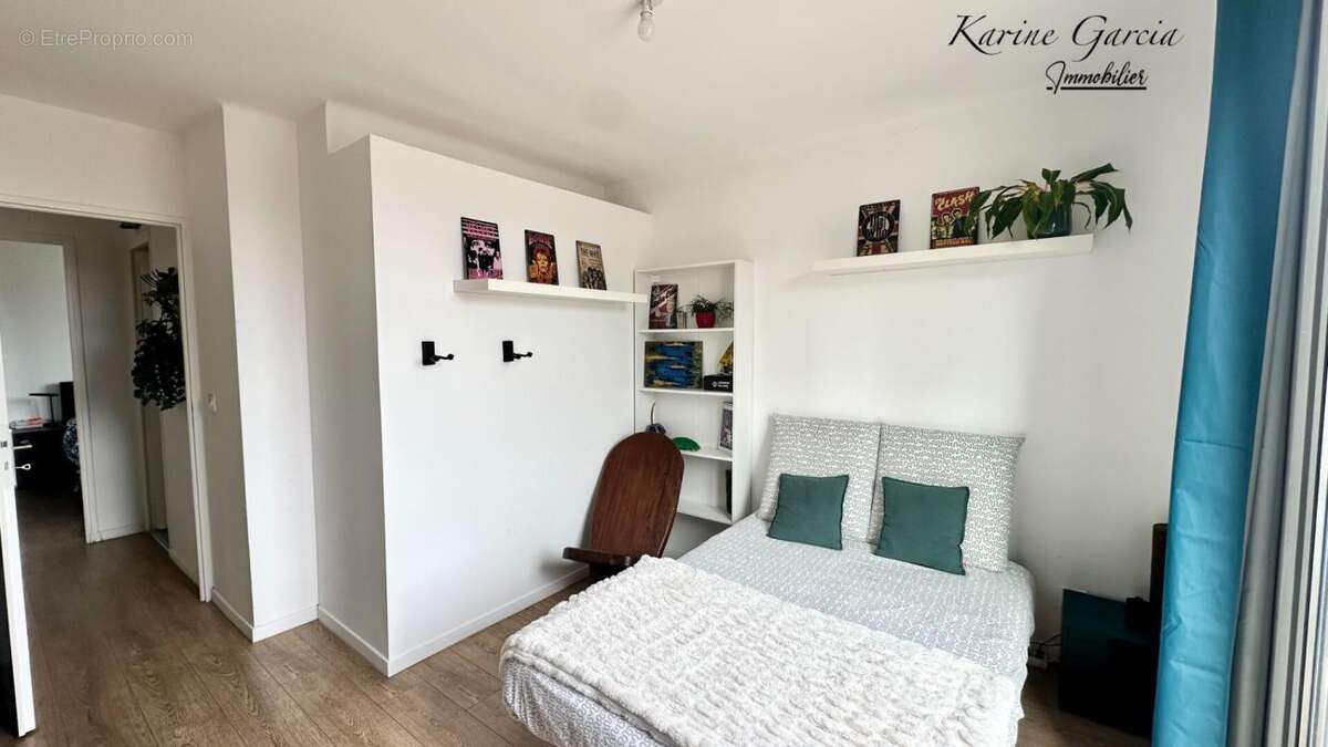 Appartement à SIX-FOURS-LES-PLAGES