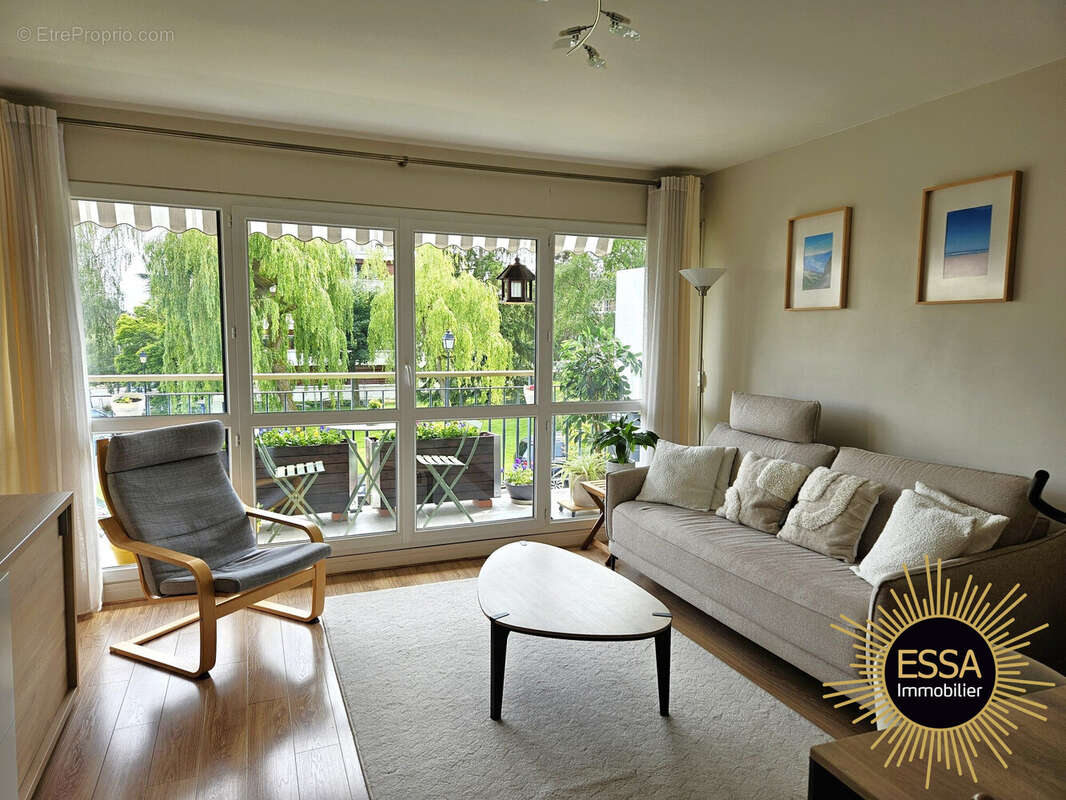Appartement à NOISY-LE-ROI