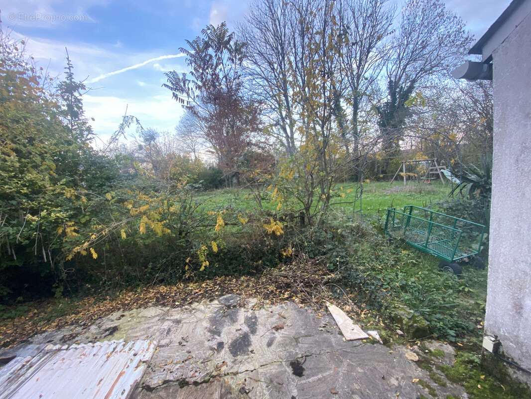 Maison à AUNAY-EN-BAZOIS