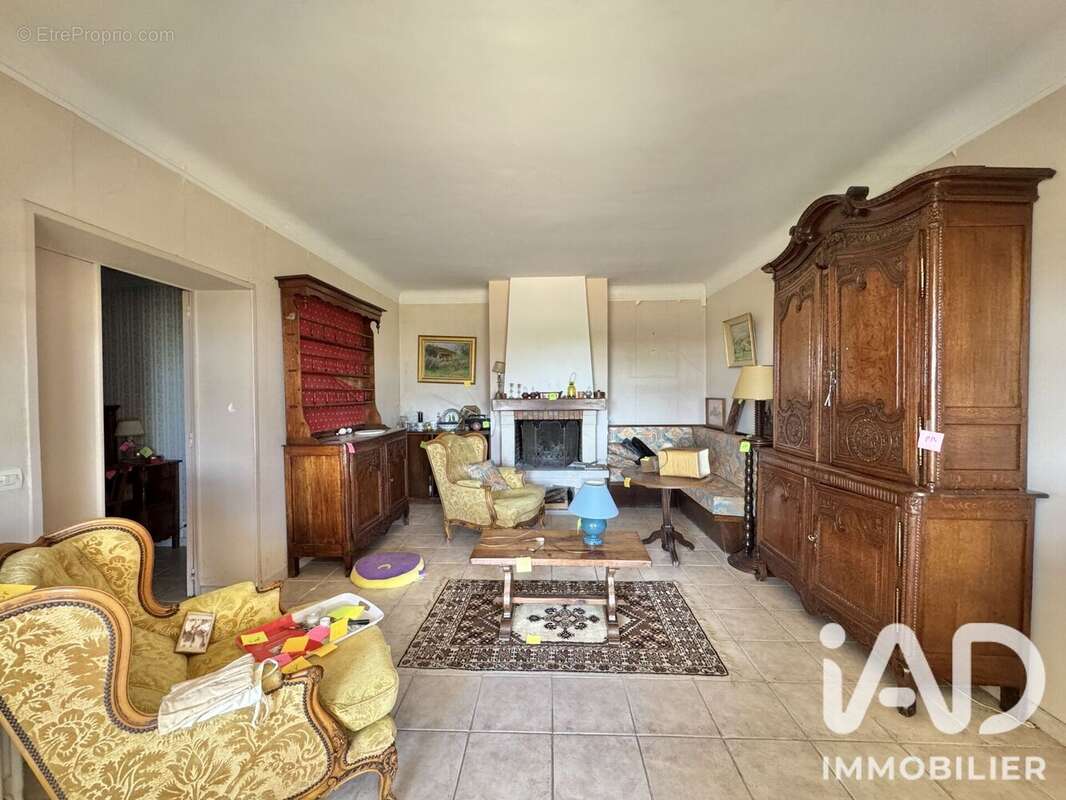 Maison 125 m² à Saint-Fargeau-Ponthierry  - photo 6