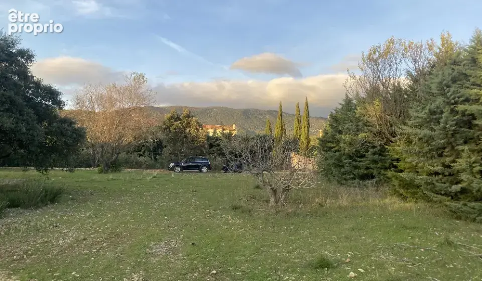 Terrain à CUCURON