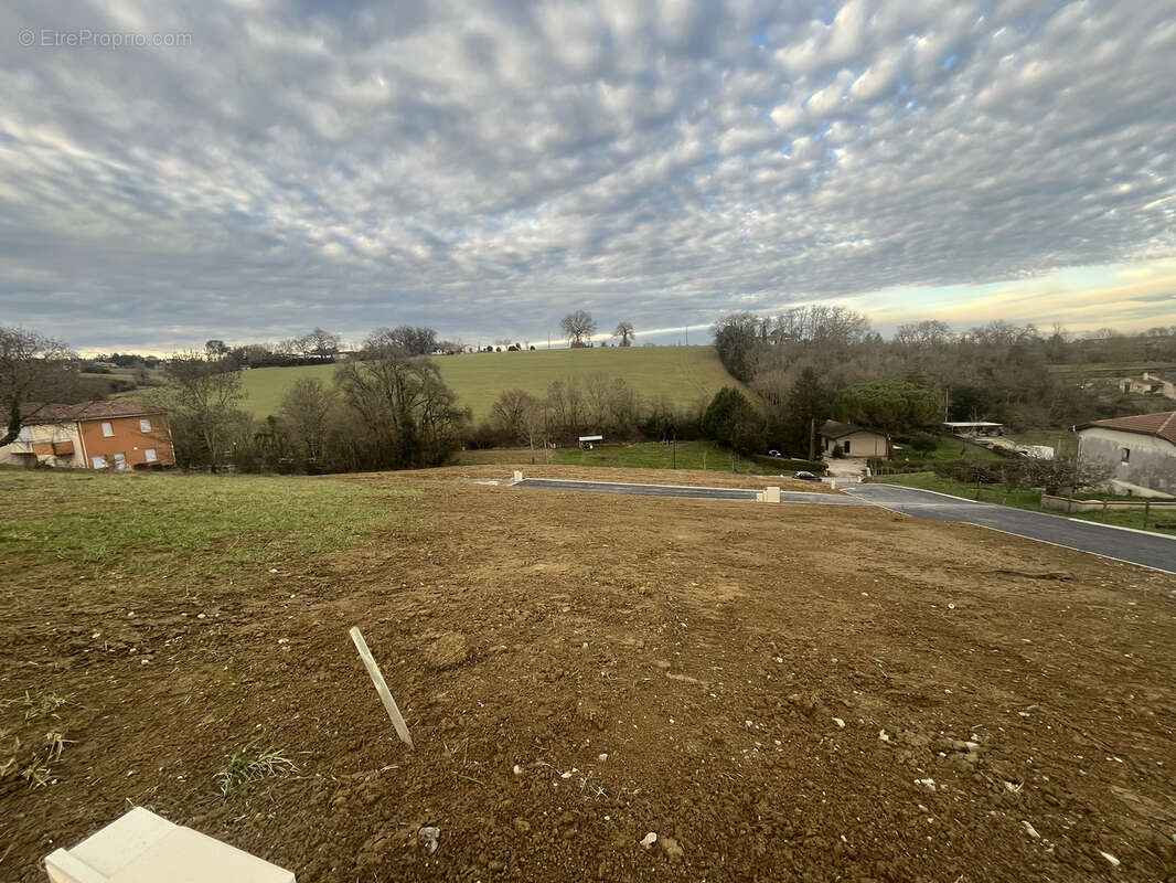 Terrain à AUCH