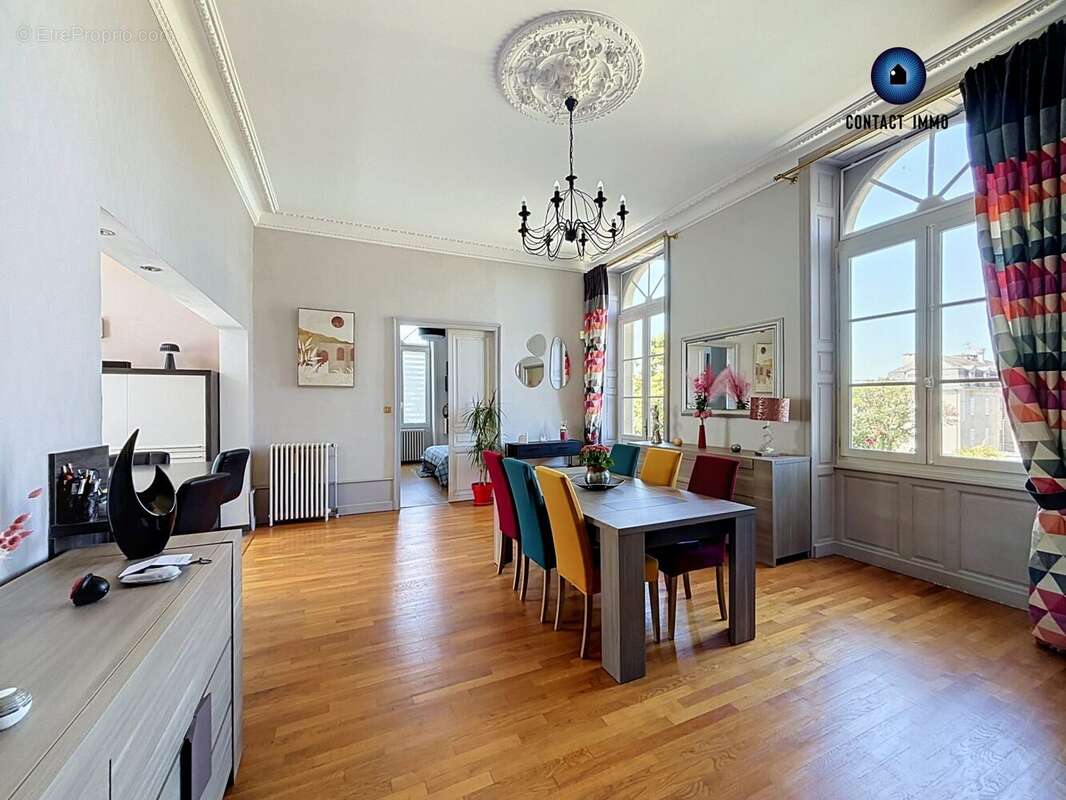 Maison 316 m² à Brive-La-Gaillarde  - photo 2
