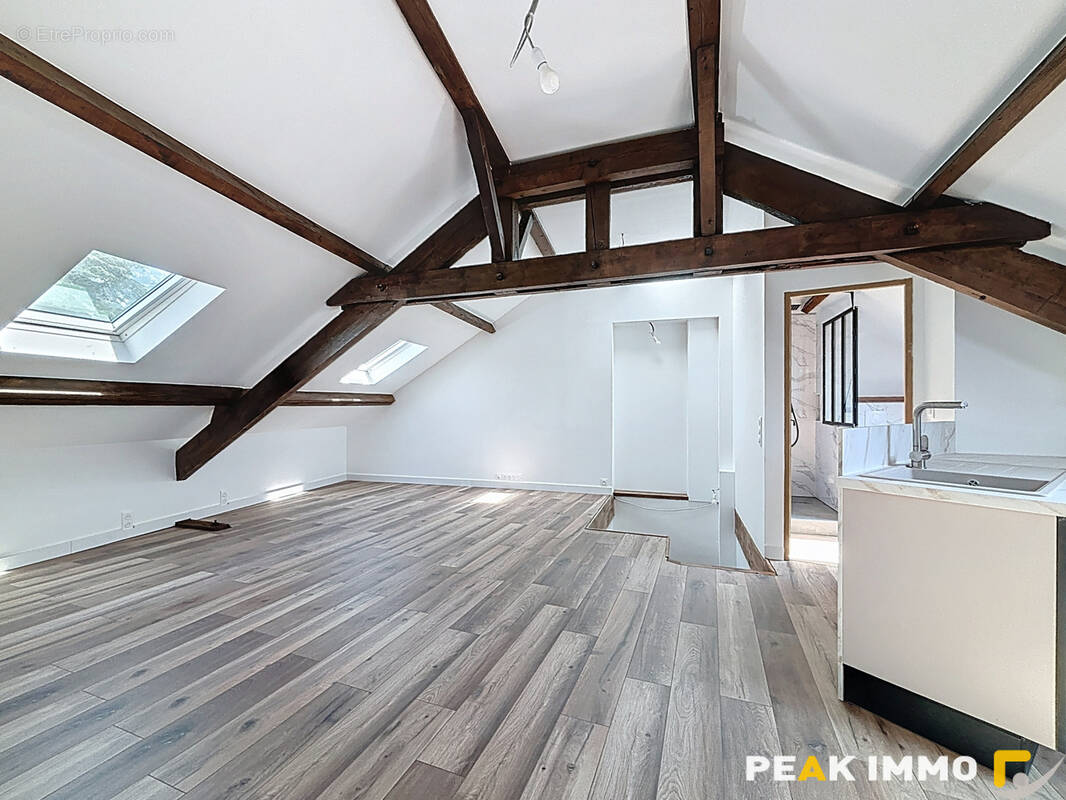 Appartement à AIX-LES-BAINS