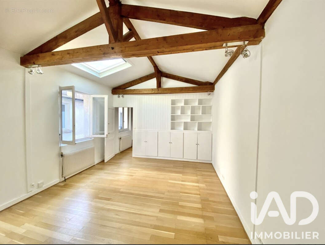 Photo 4 - Appartement à PARIS-15E