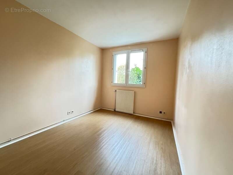 Appartement à ELANCOURT