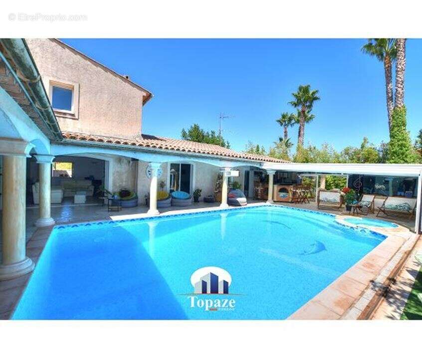 Maison à PUGET-SUR-ARGENS