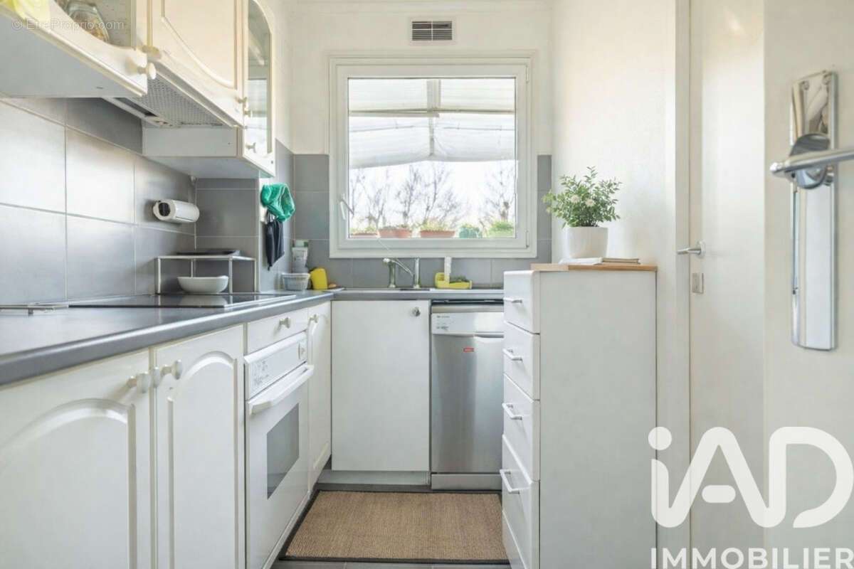 Photo 3 - Appartement à BOURG-LA-REINE