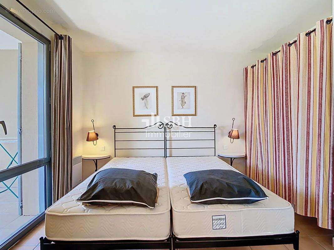 Appartement T2 bis – Golf de Saumane-de-Vaucluse - photo 4