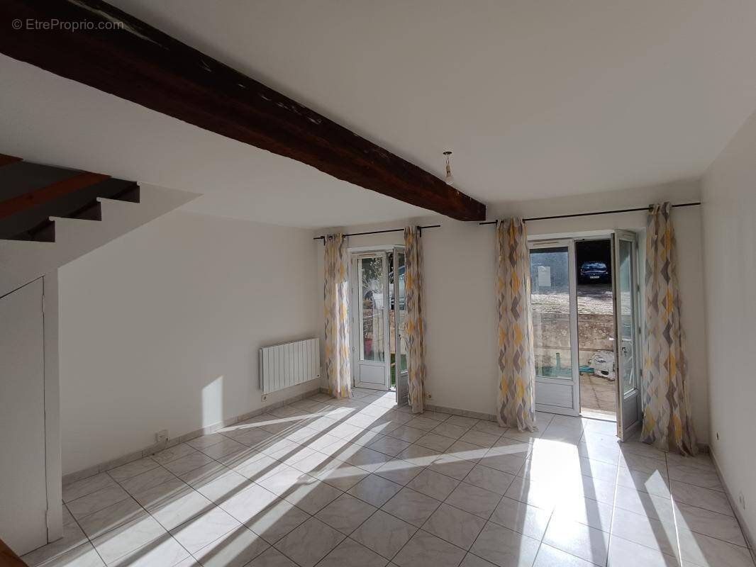 Appartement à ELANCOURT