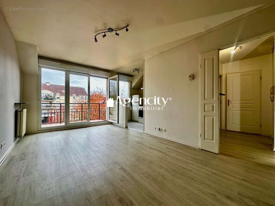 Appartement à TORCY