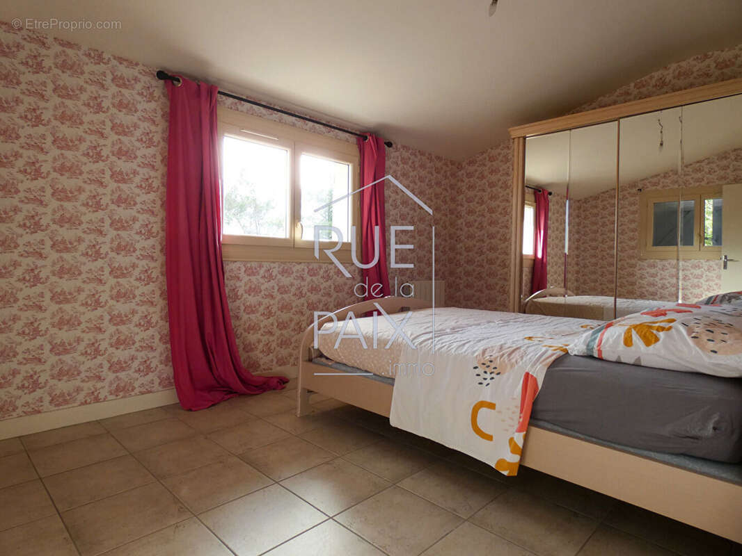 Propriété sur les hauteurs de Beaumont Saint Cyr - photo 14