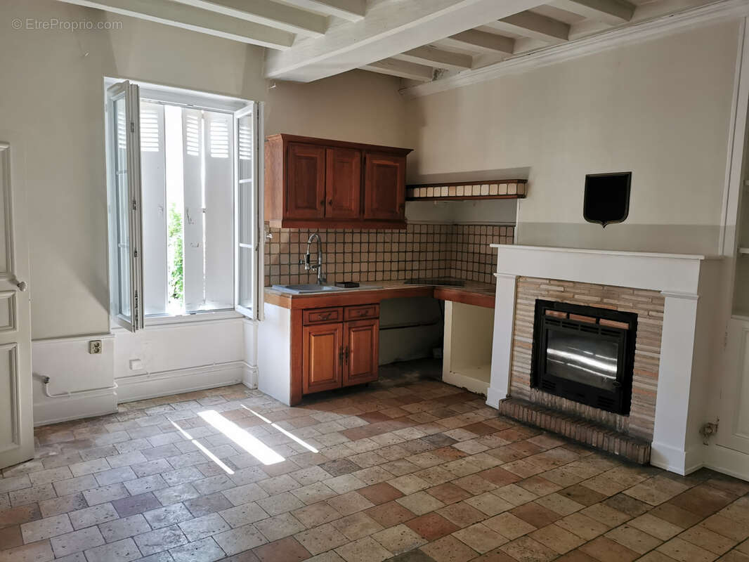 Maison à BENAIS
