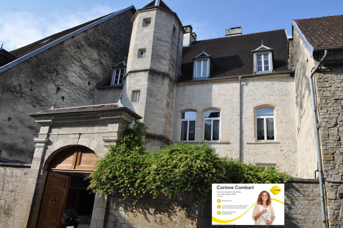 Appartement à ORNANS