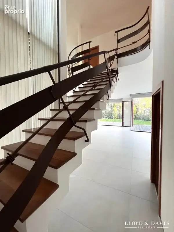 Maison 7 pièces 240 m² à vendre à Montpellier (34000) - photo 6
