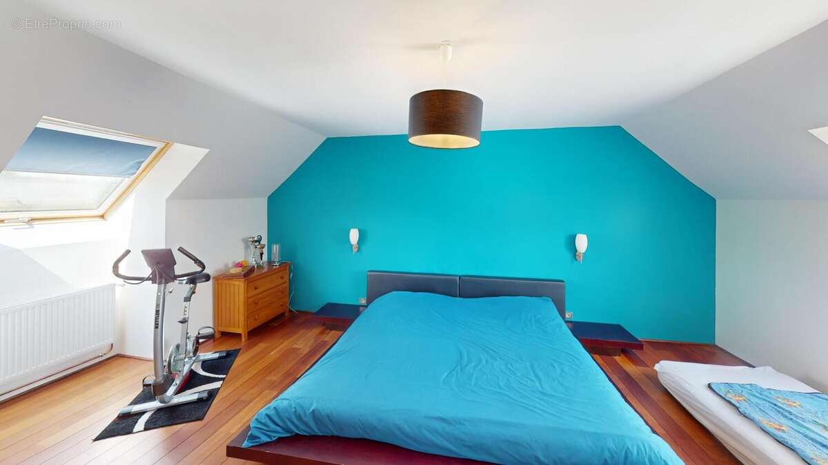 Maison à LACHAPELLE-AUX-POTS