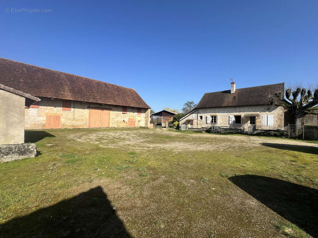 Maison à CHAMPLECY