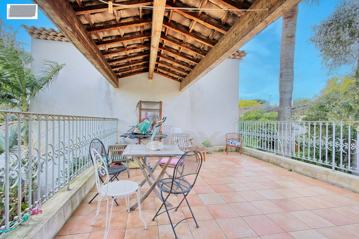 Appartement à TOULON