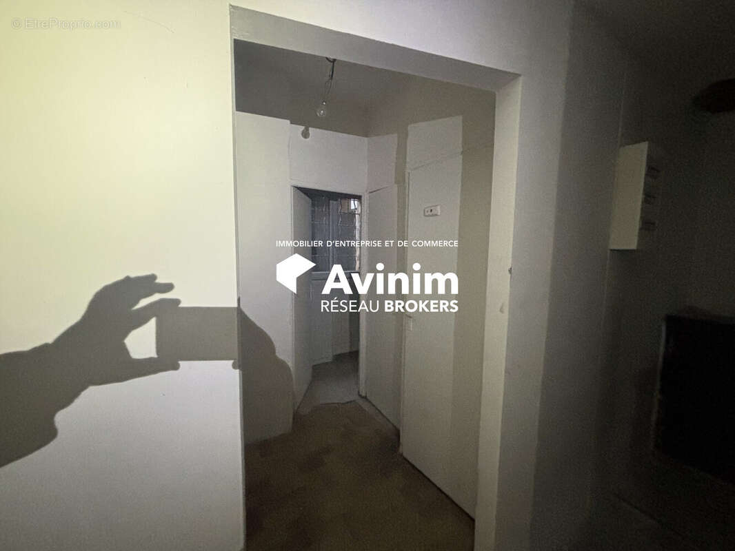 Commerce à PARIS-11E