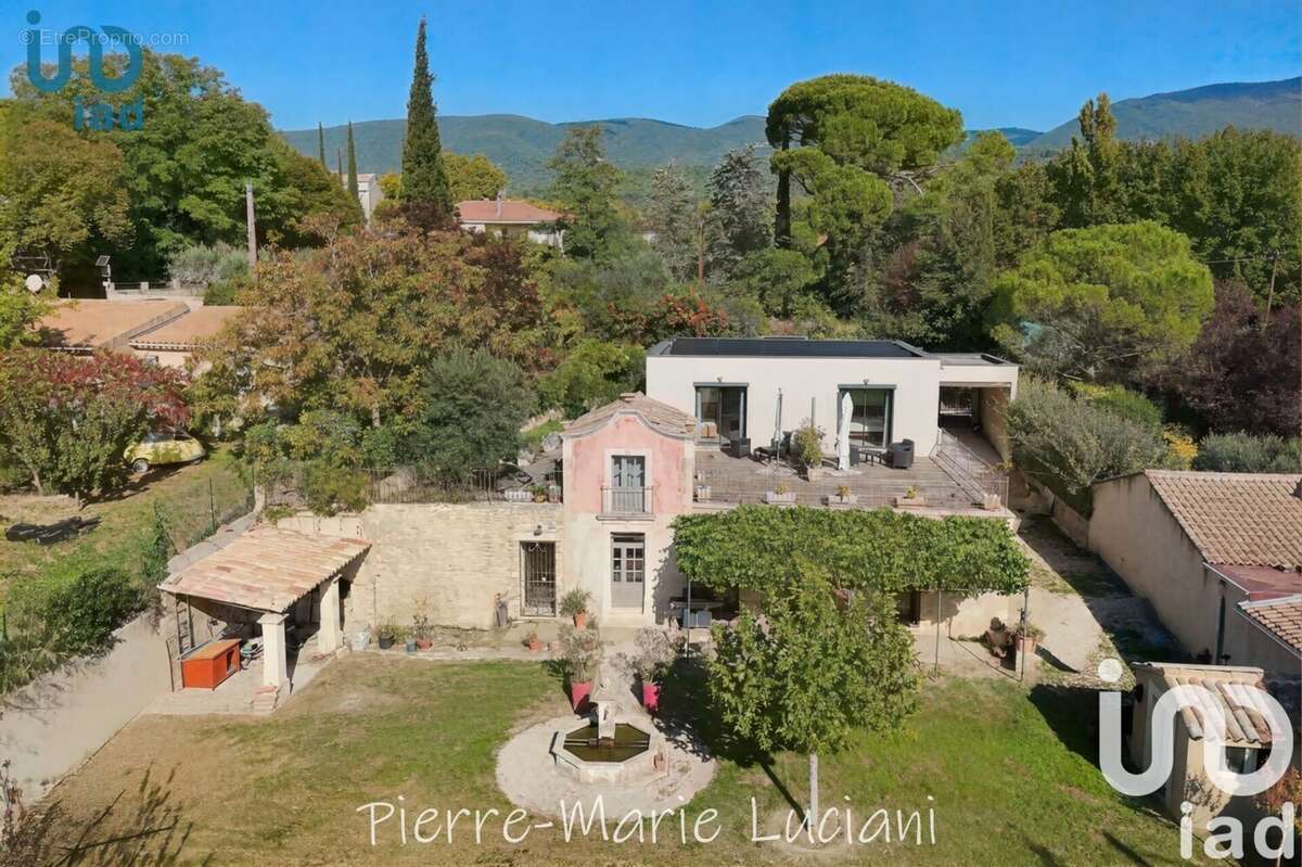 Photo 2 - Maison à CUCURON