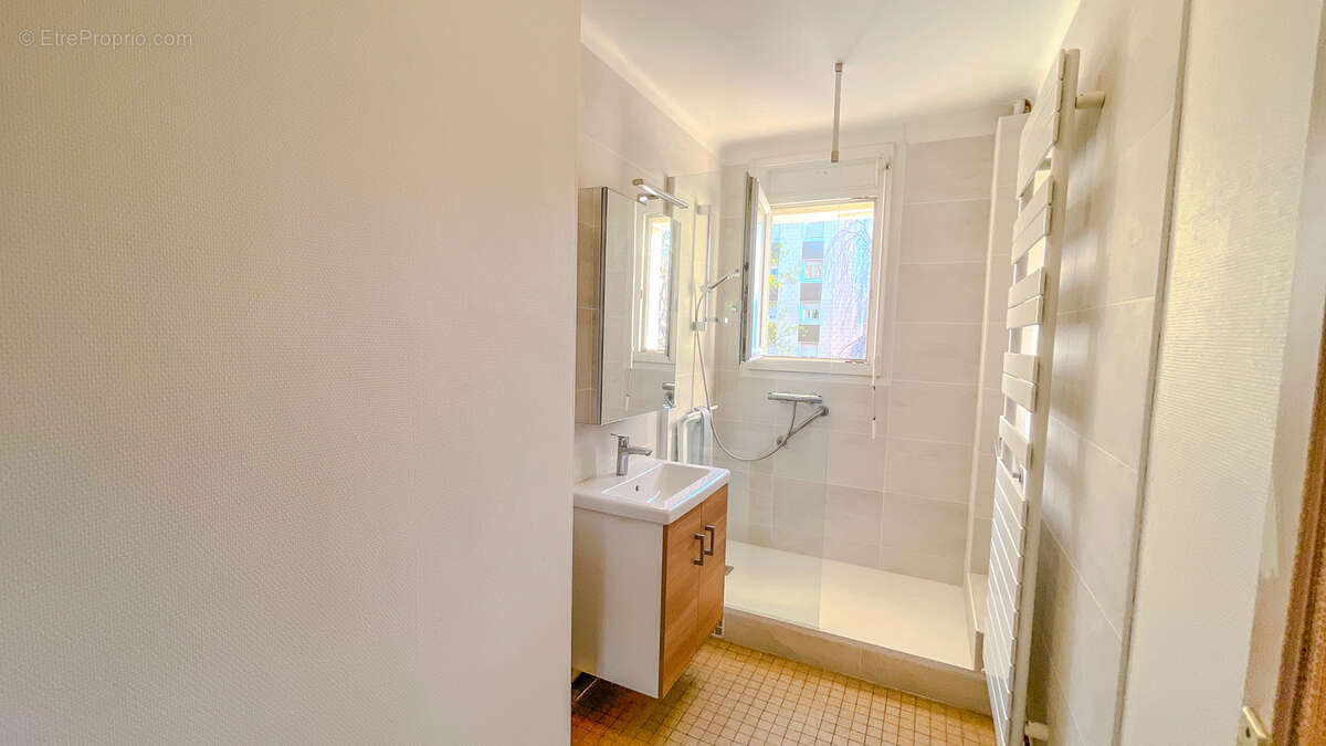 Appartement à HOUILLES