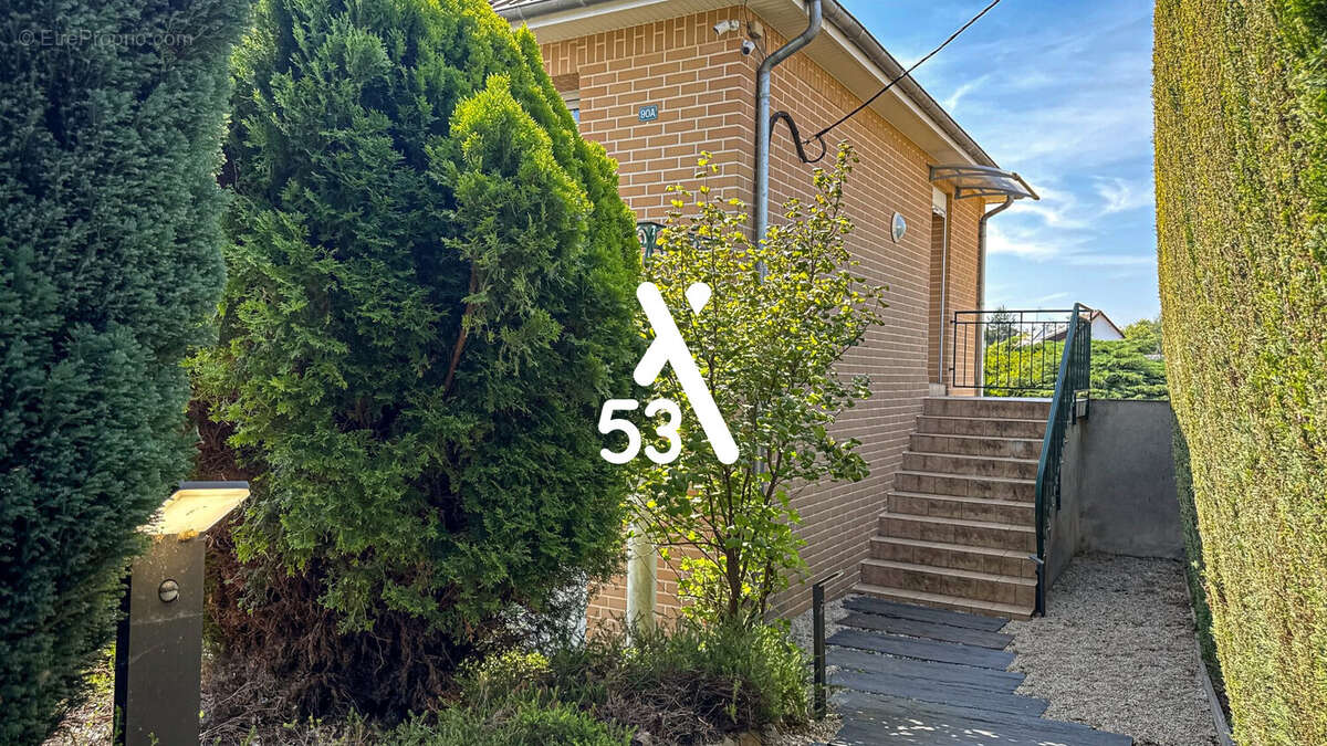 Maison 135 m² à Arques  - photo 2