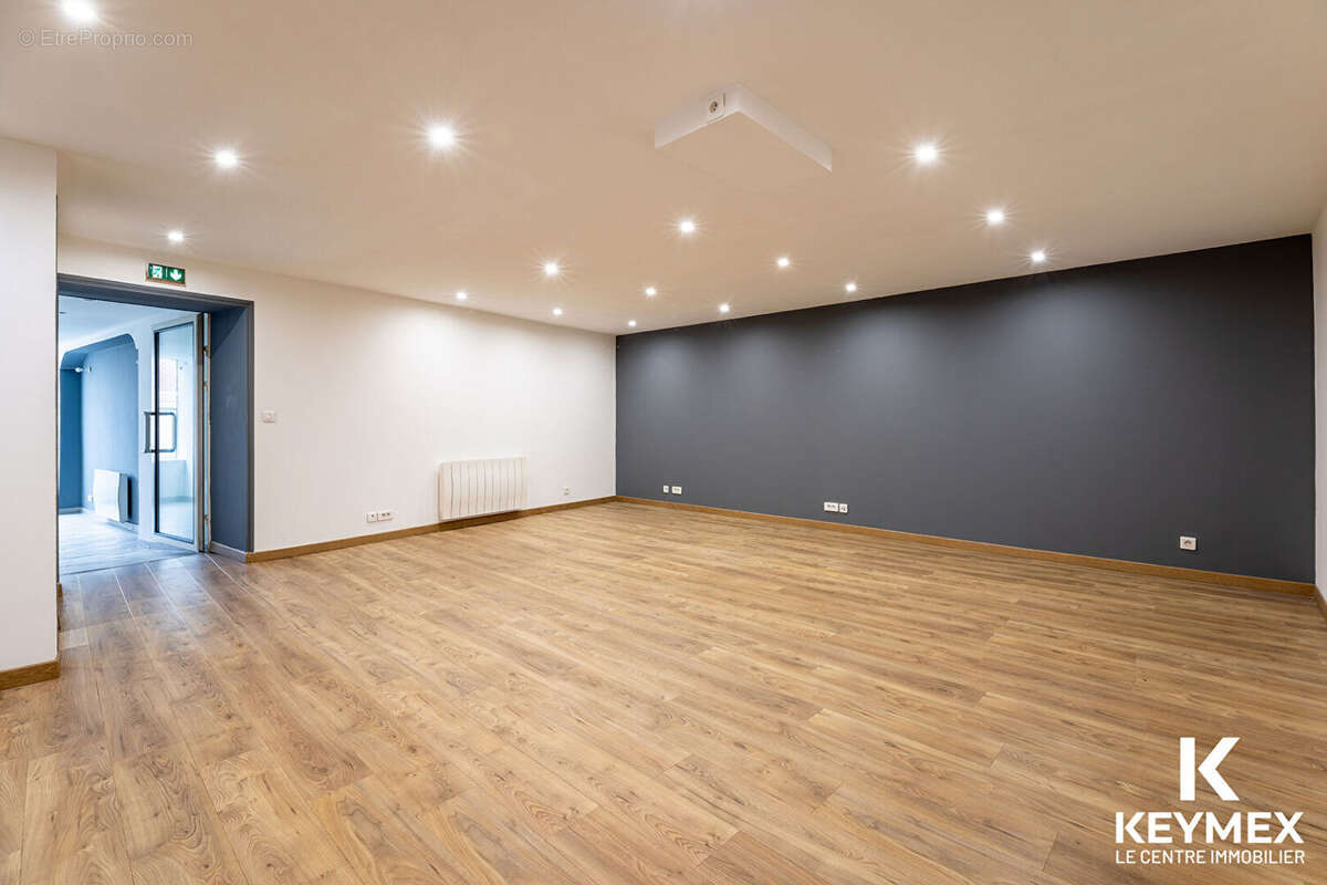 Appartement à NOAILLES