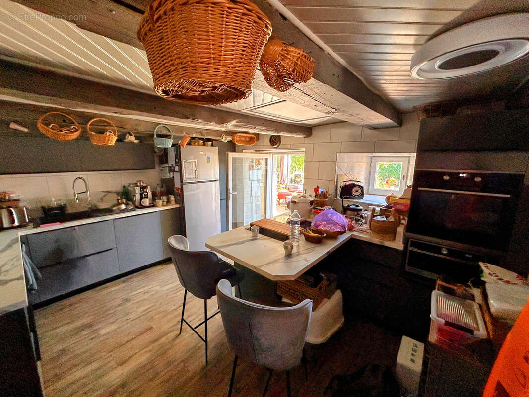 Maison à SAINT-BONNET-PRES-BORT