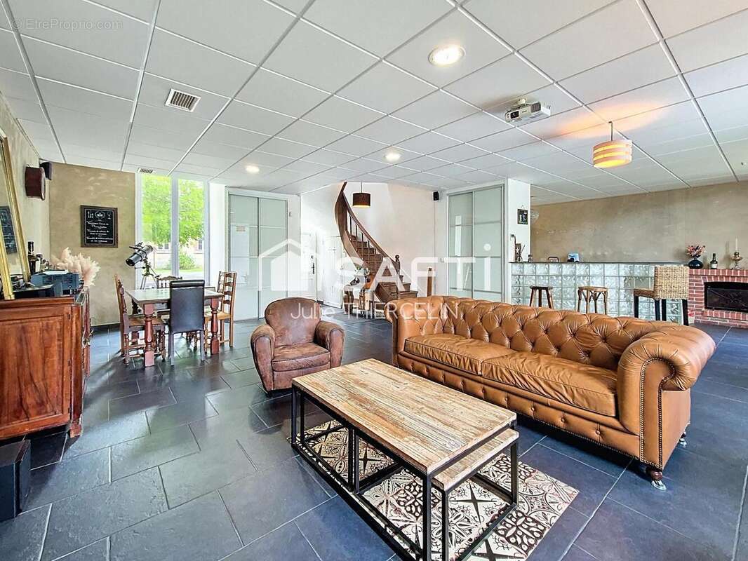 Photo 2 - Maison à SURY-AUX-BOIS