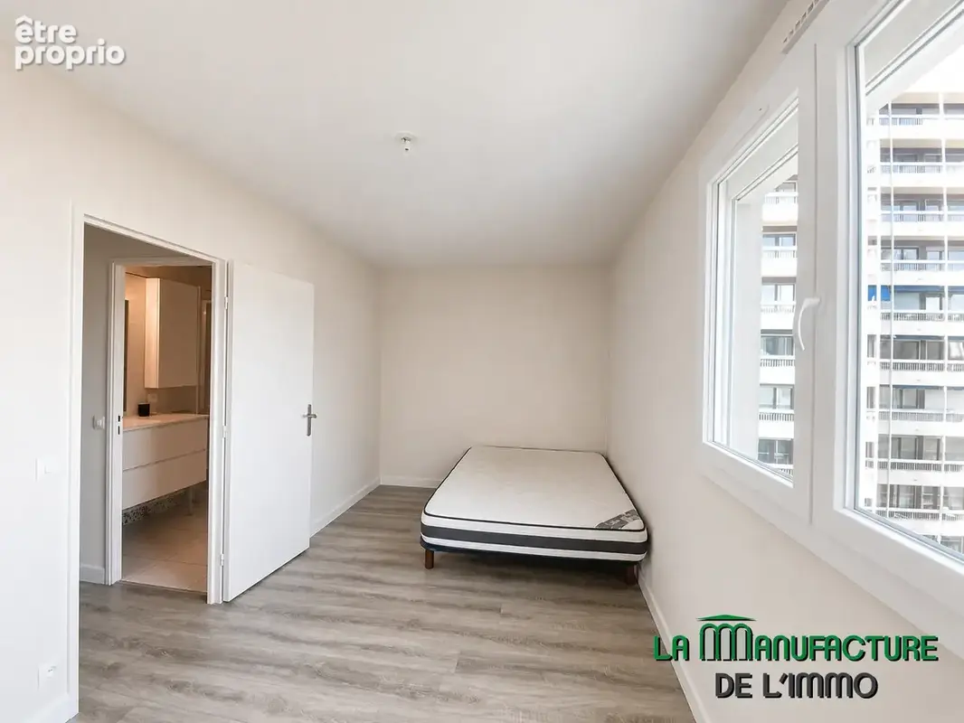 Appartement f3 lumineux avec balcon et garage / saint-etienne centre 2 - photo 8