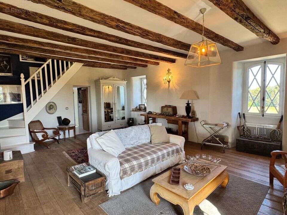 Maison à VILLEFRANCHE-DU-PERIGORD