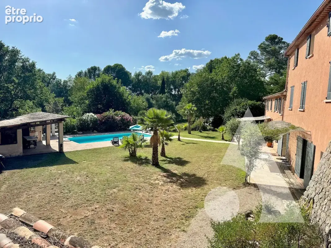 Superbe ancien moulin à Villecroze 17 pièces 470 m² - photo 2